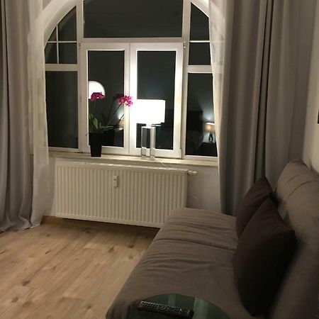 Gemuetliche Ferienwohnung Im Erdgeschoss- Jenaer Strasse Ерфурт Екстериор снимка